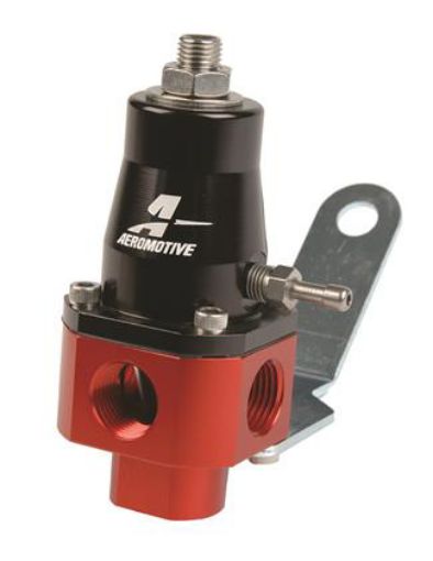 Kuva: Aeromotive universal return style EFI-polttoaineen paineensäädin 3/8" NPT musta/punainen