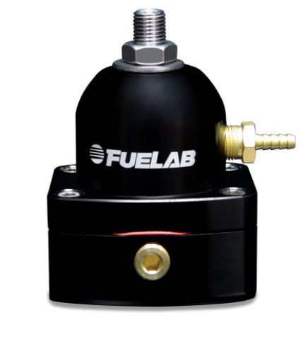 Kuva: Fuelab 51502 EFI polttoaineen paineensäädin 2x AN6 ORB / 1x AN6 ORB