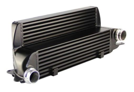 Kuva: BMW 5/6 E -sarjan Performance Intercooler Kit