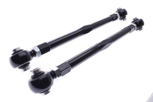 Kuva: BMW E81/E82/E84/E87/E88/E90/E91/E92/E93 rear toe control arms