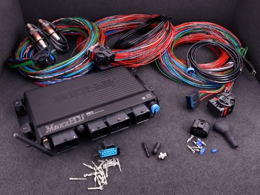 Kuva: MaxxECU PRO PREMIUM (ECU, harnesses, accessories and LSU 4.2)