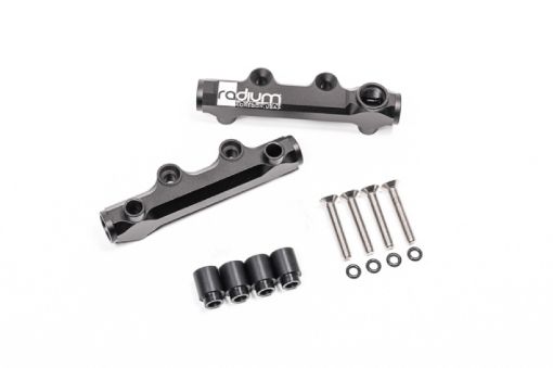 Kuva: Radium Engineering Subaru EJ top feed fuel rail kit top portilla